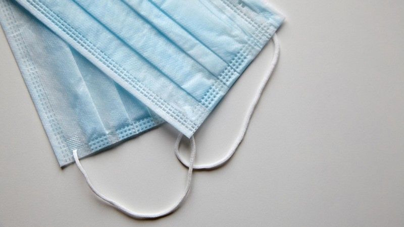 Køb nok mundbind for at forhindre smitte